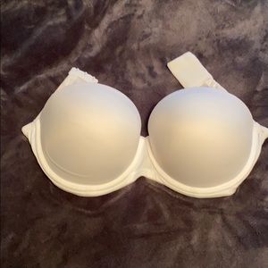 Victoria’s Secret Strapless Wear Everywhere PU Bra